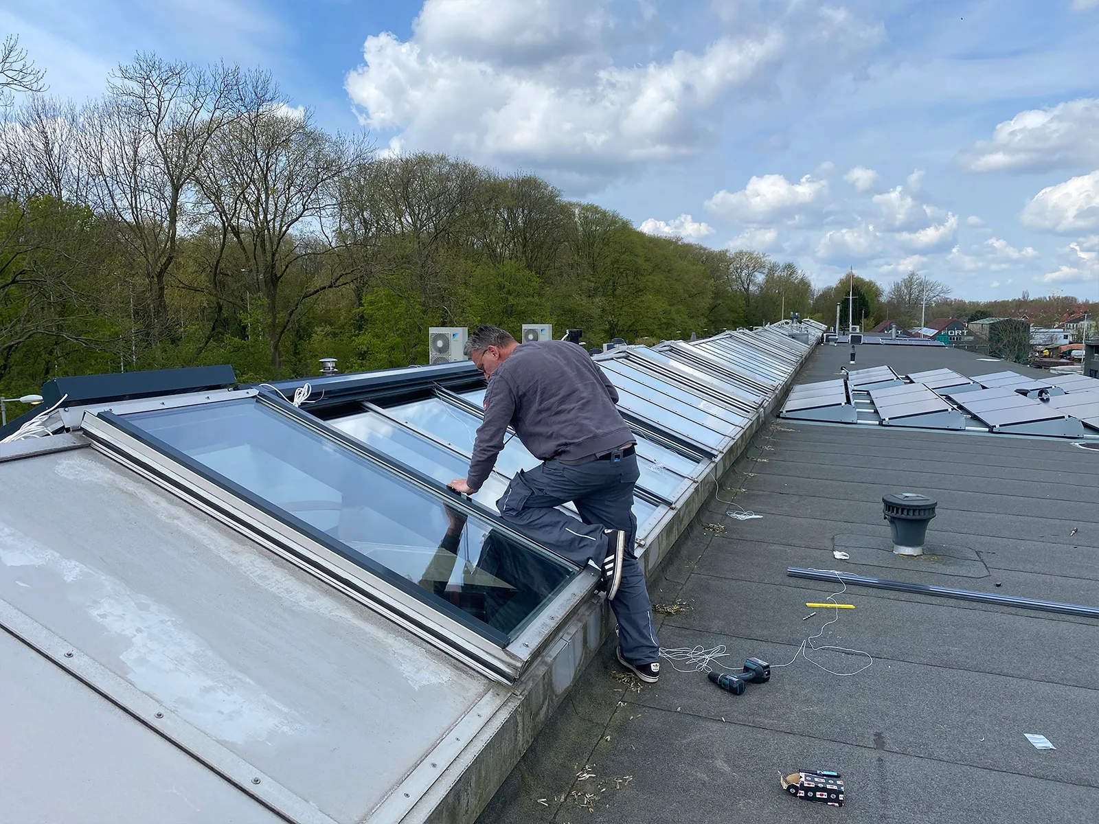 Wij monteren zelf de maatwerk zonwering